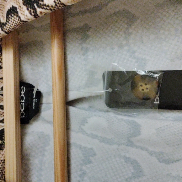 bebe Camel Snakeskin Crepe Shirtdress Suit Style Vneck Cocktail Dress - Picture 5 of 7